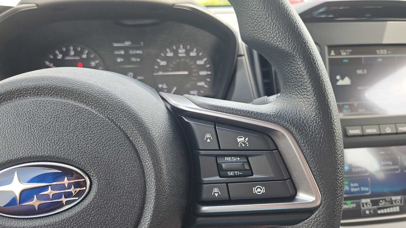 Vehicle image 24 of 30