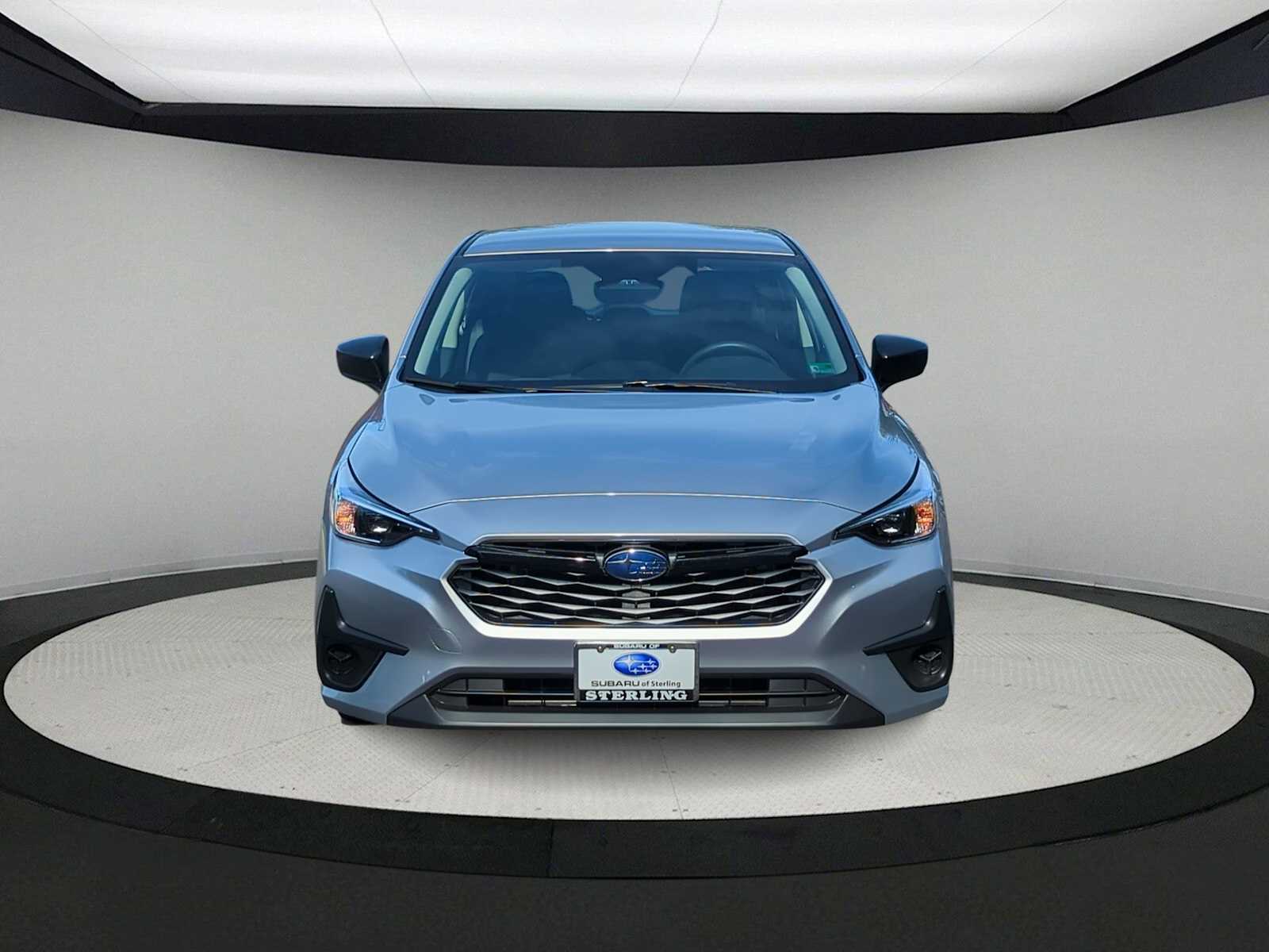 2025 Subaru Impreza Base Image 3 of 35