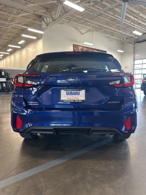 Vehicle image 13 of 44