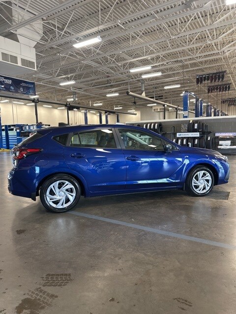 Vehicle image 9 of 44