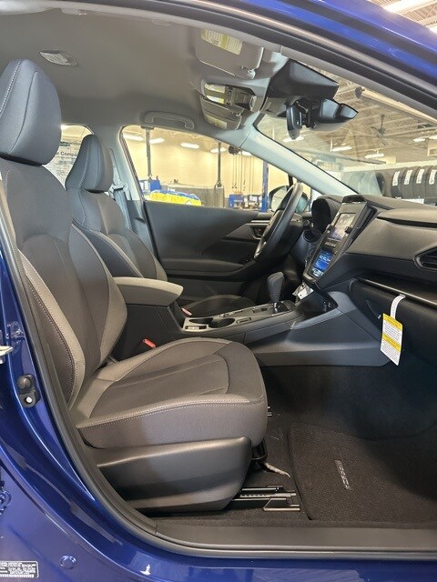 Vehicle image 39 of 44