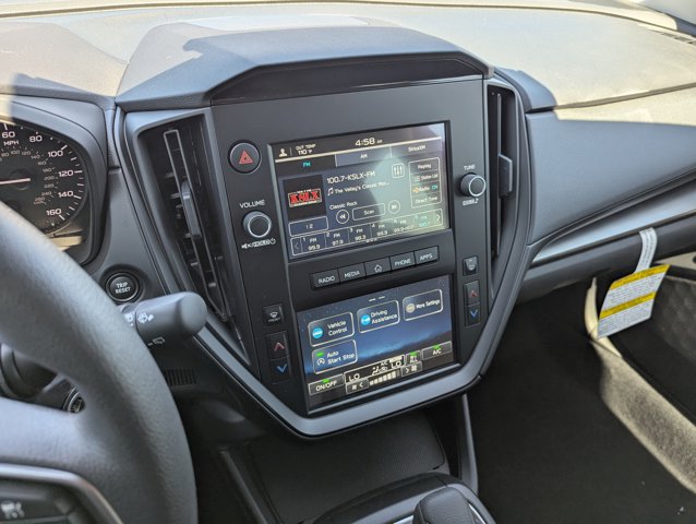 Vehicle image 18 of 24