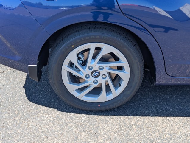 Vehicle image 10 of 24