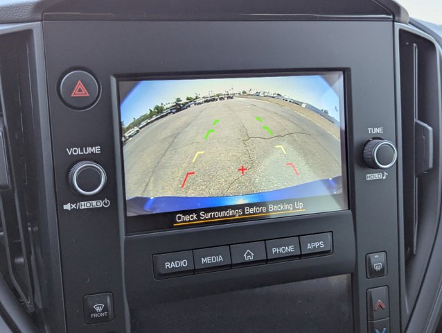 Vehicle image 17 of 24