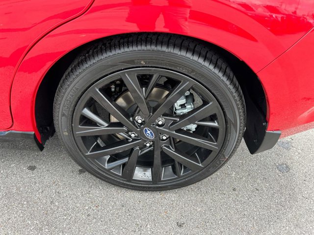Vehicle image 11 of 33