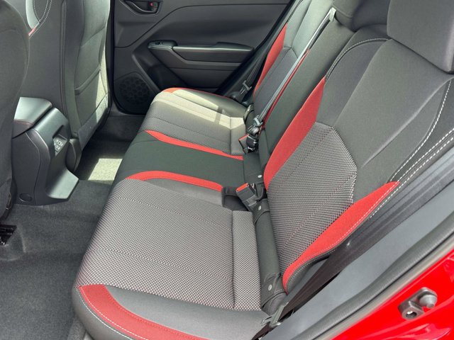 Vehicle image 18 of 33