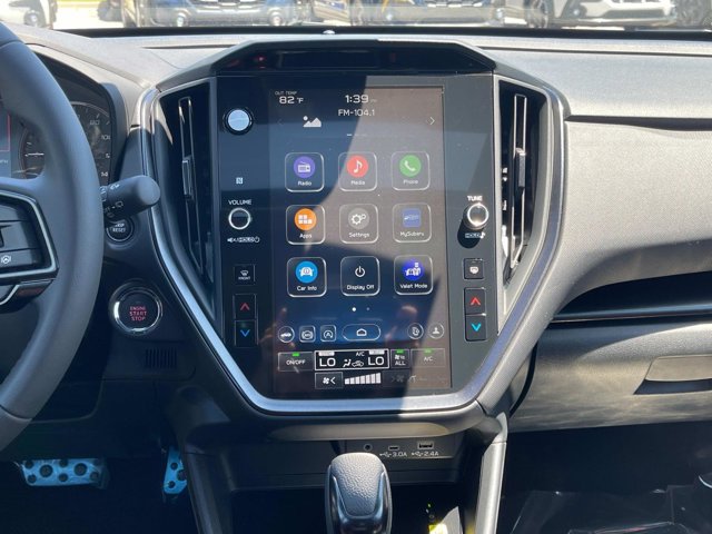 Vehicle image 15 of 39