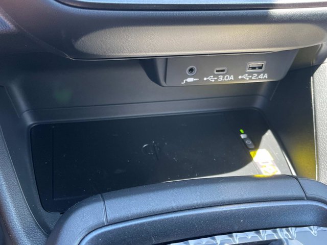 Vehicle image 31 of 39