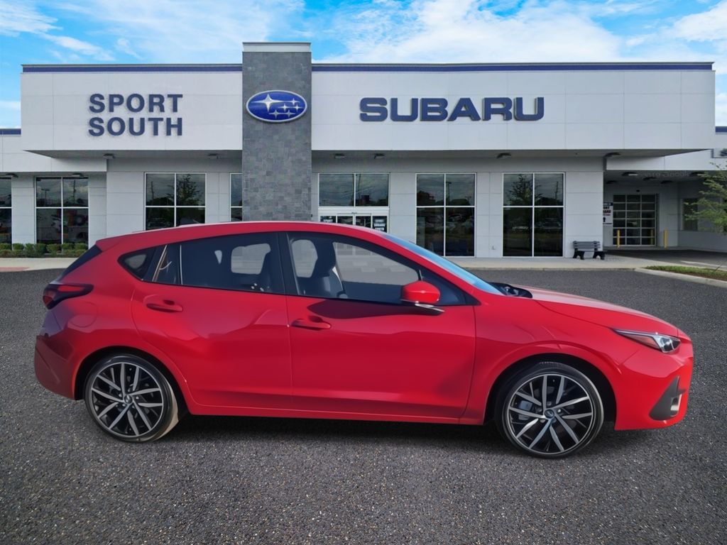 Vehicle image 4 of 32