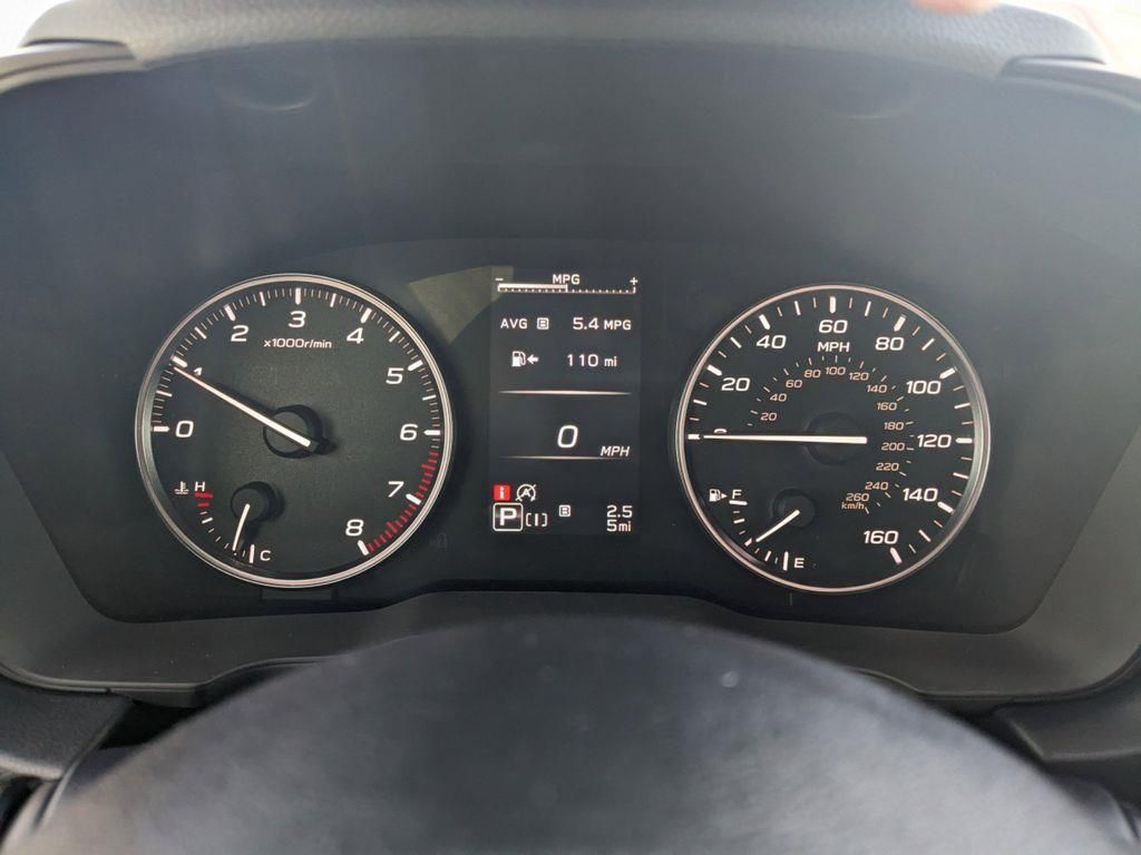 Vehicle image 28 of 32