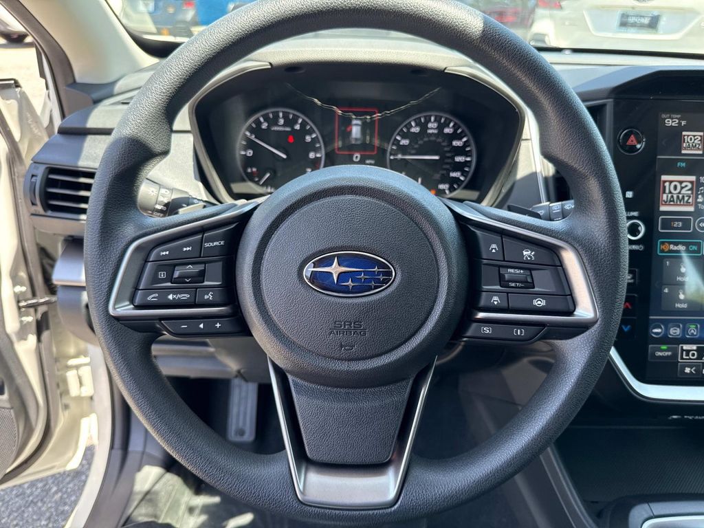Vehicle image 32 of 34