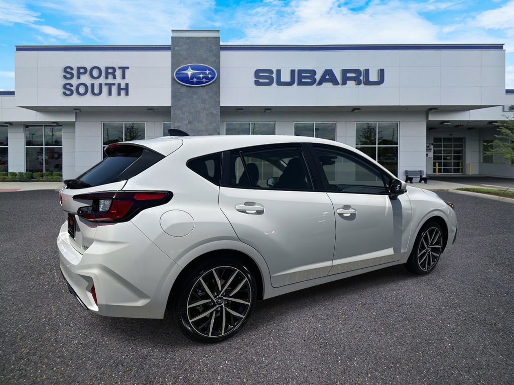 Vehicle image 4 of 34