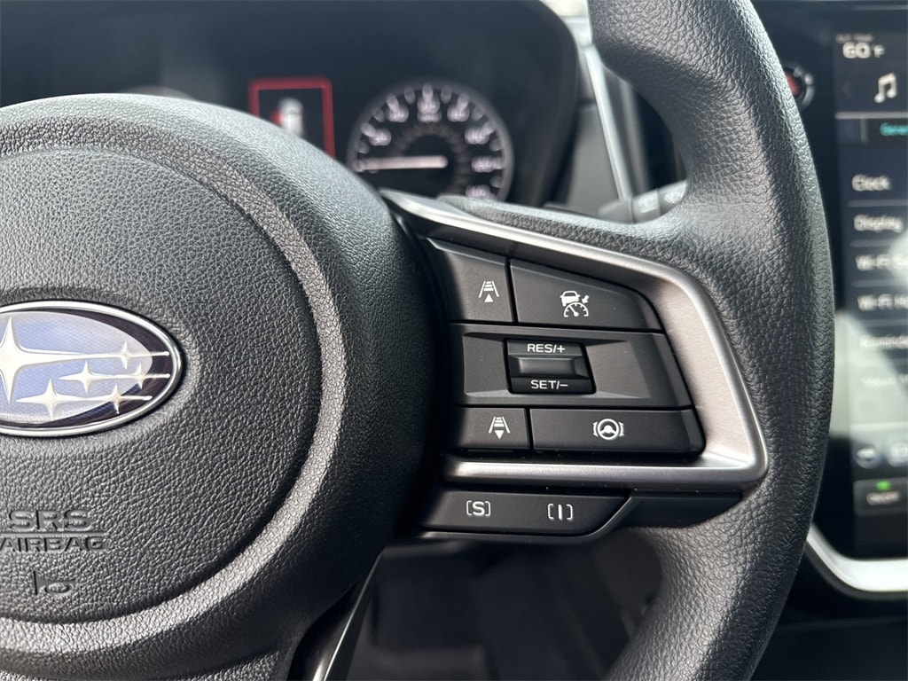 Vehicle image 17 of 39