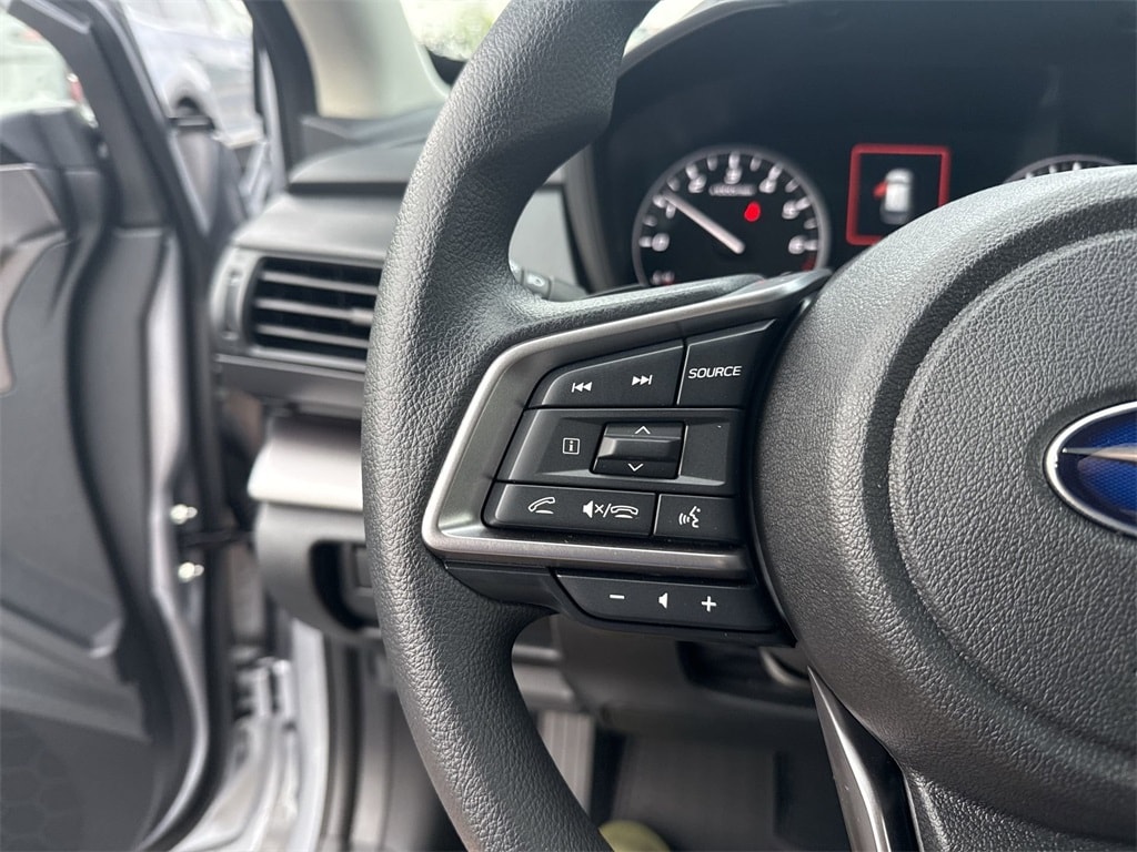Vehicle image 16 of 39