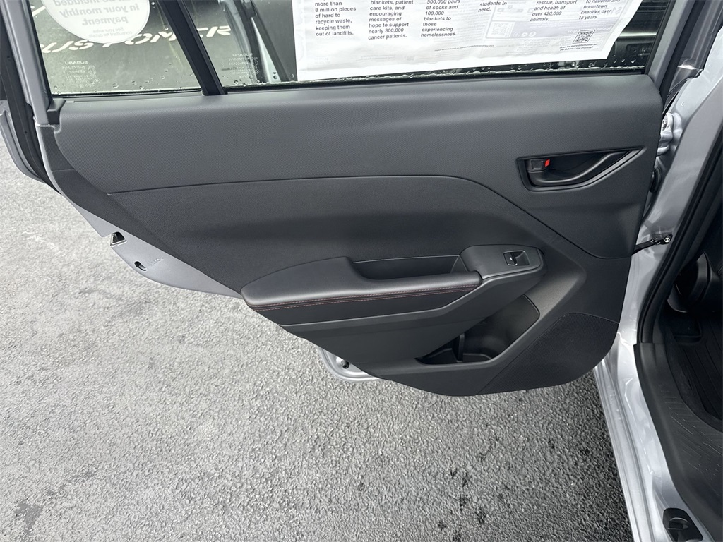 Vehicle image 22 of 39