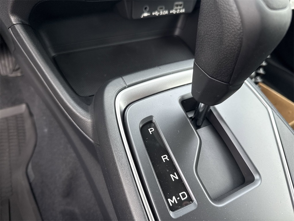 Vehicle image 27 of 39