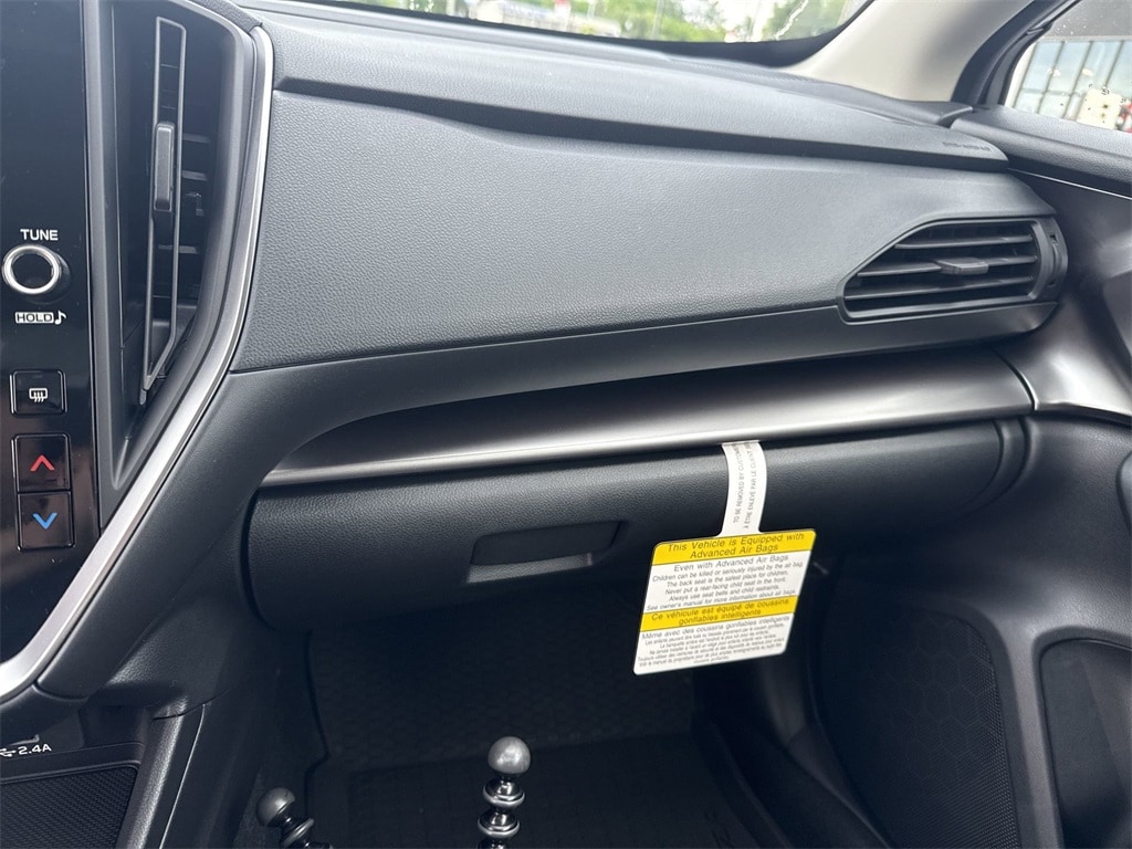 Vehicle image 10 of 39