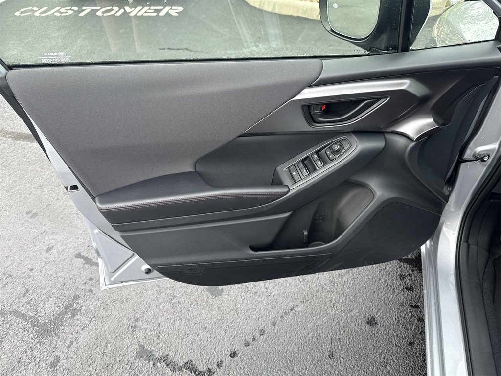 Vehicle image 20 of 39