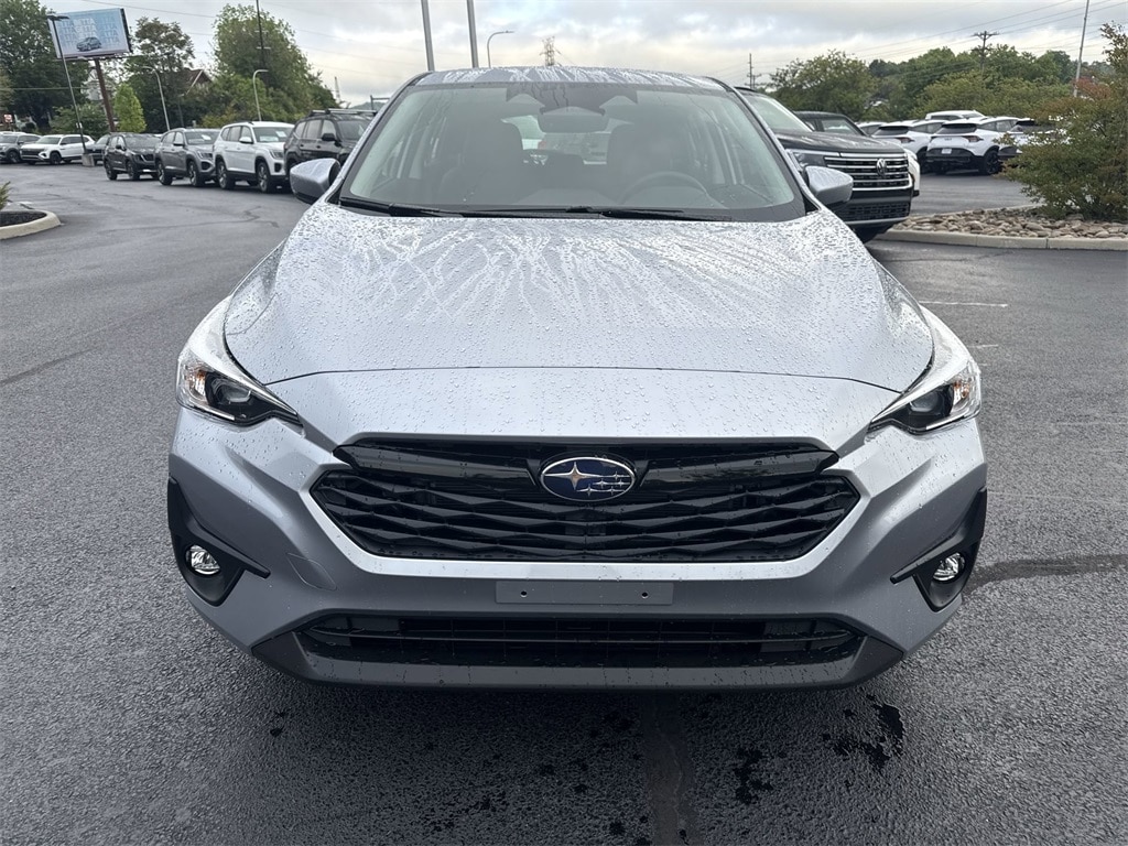 Vehicle image 2 of 39