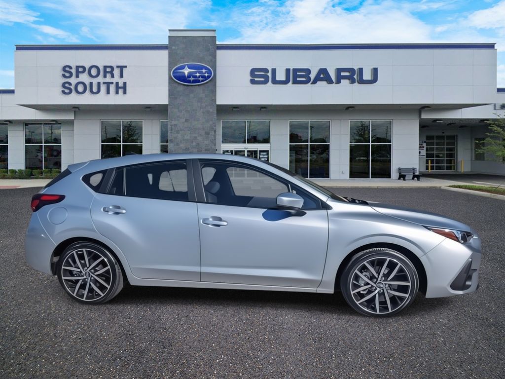 Vehicle image 4 of 24