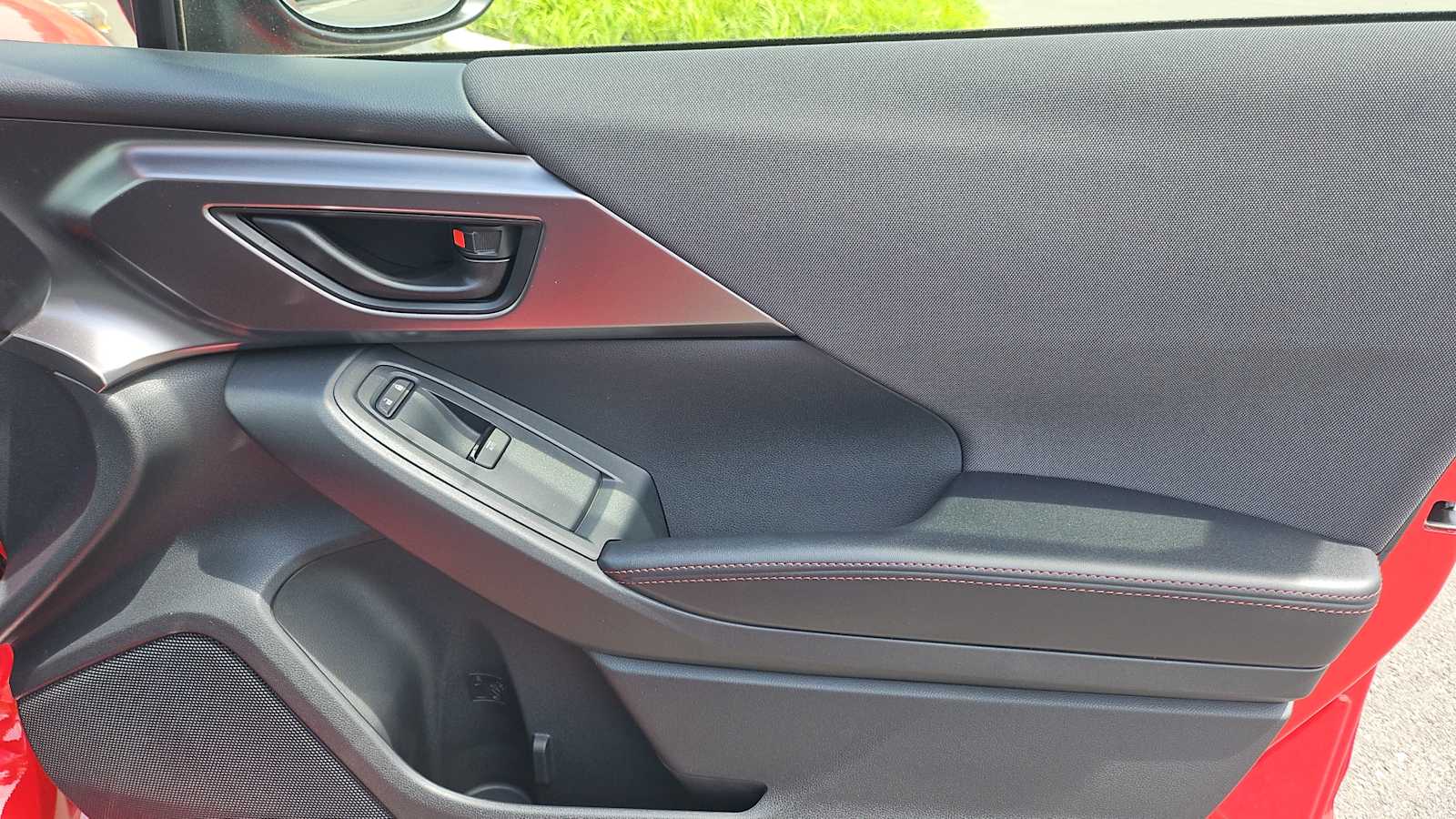 Vehicle image 21 of 30