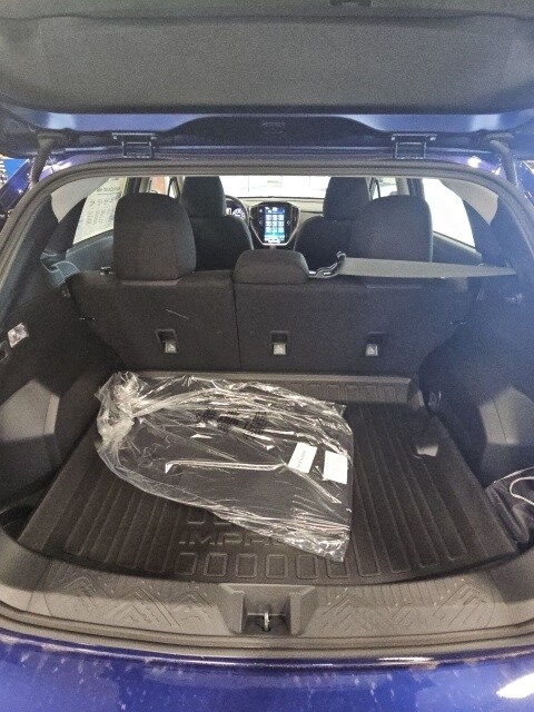 Vehicle image 29 of 38