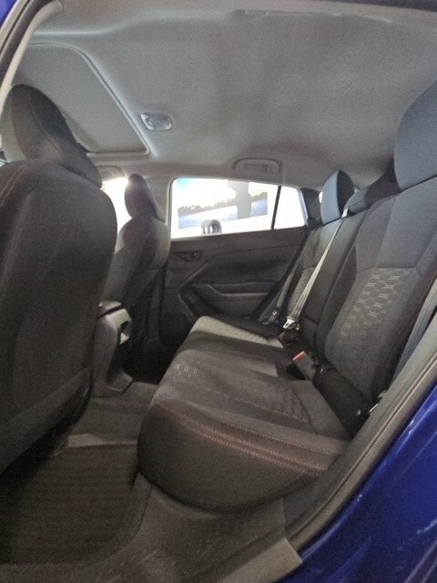 Vehicle image 26 of 38