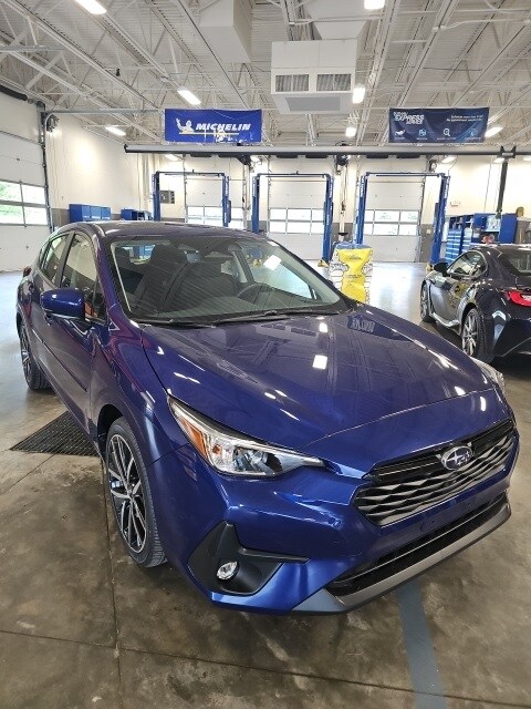 Vehicle image 7 of 38