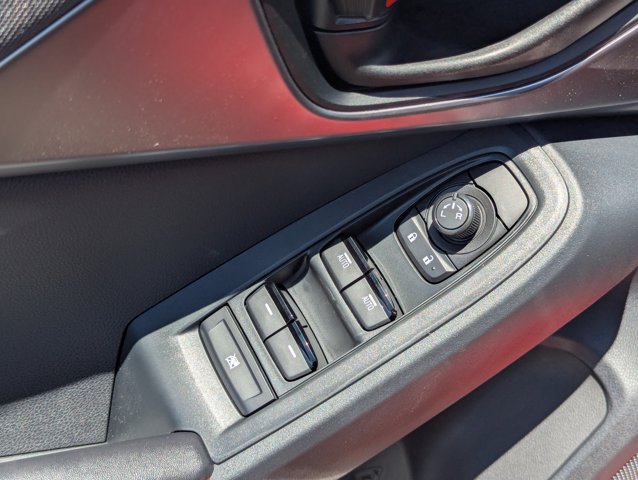Vehicle image 19 of 24