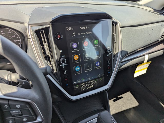 Vehicle image 17 of 24