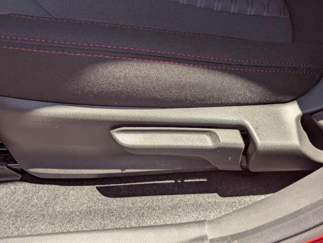 Vehicle image 21 of 24