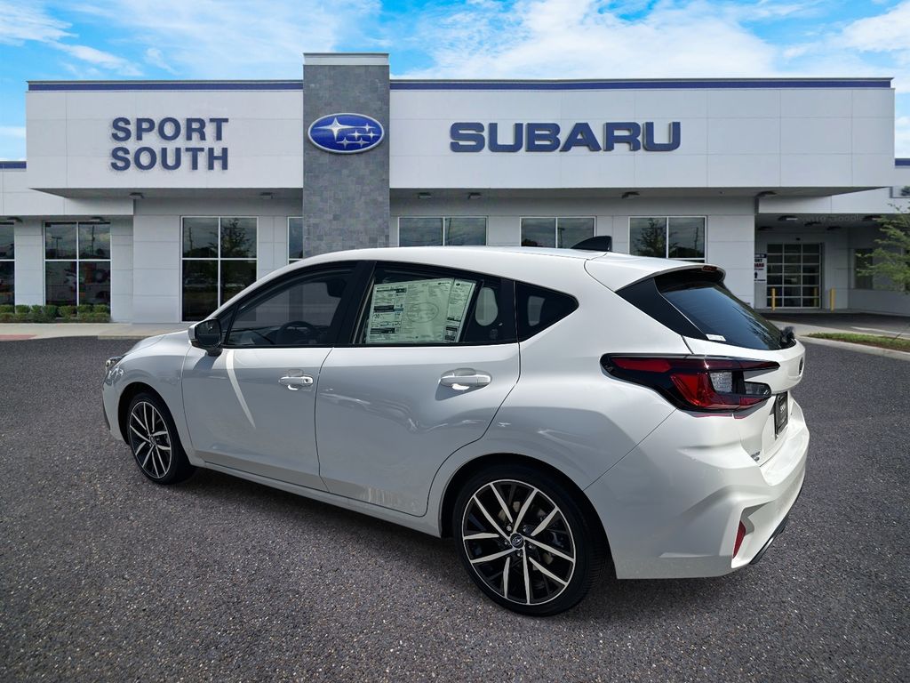 Vehicle image 6 of 32