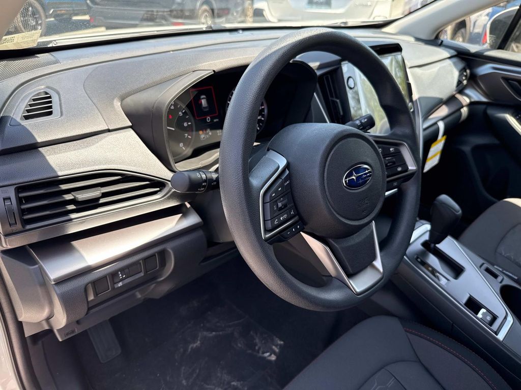 Vehicle image 18 of 32