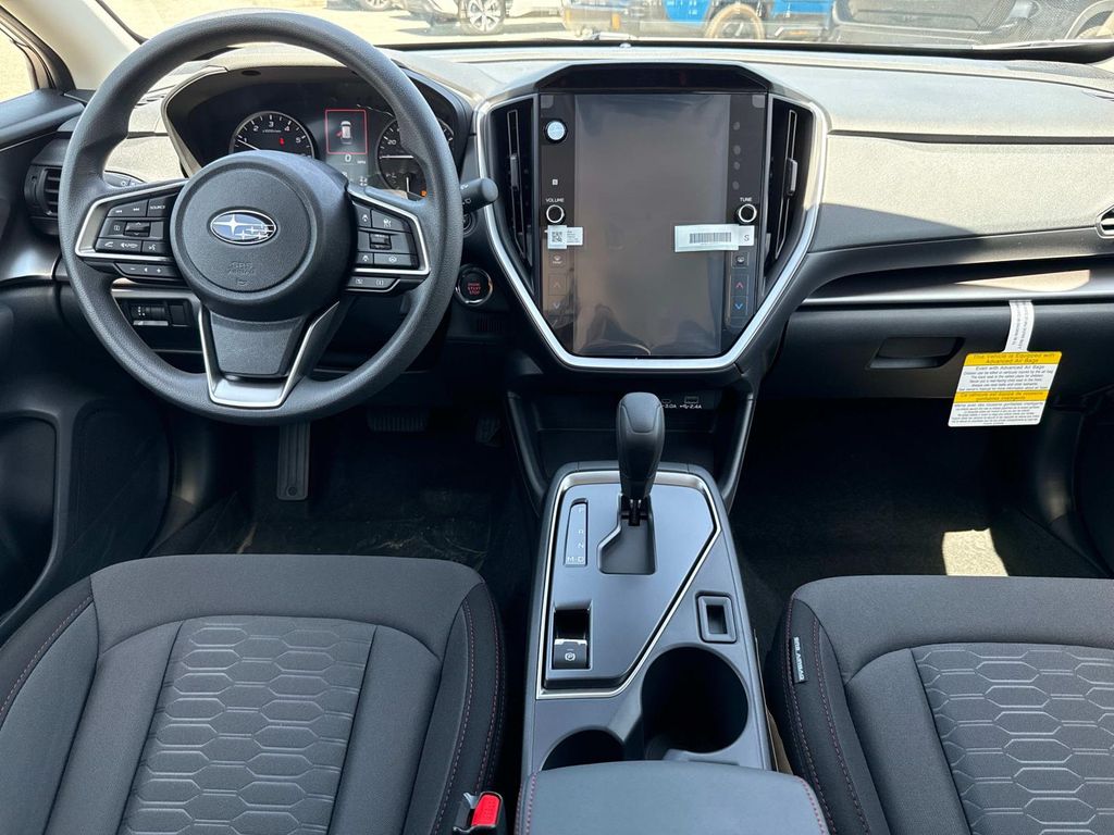 Vehicle image 15 of 32