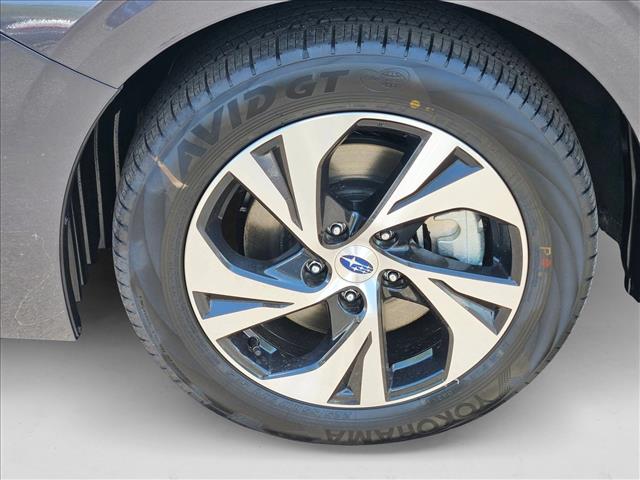 Vehicle image 9 of 17