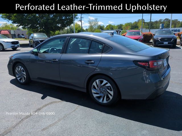 Vehicle image 8 of 29