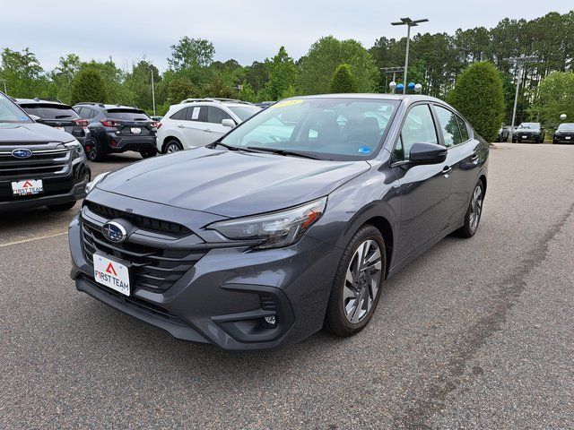 2025 Subaru Legacy Limited Image 2 of 28