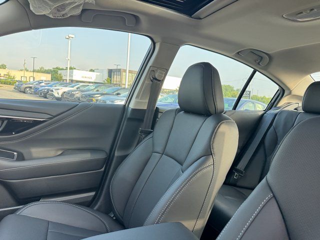2025 Subaru Legacy Limited Image 12 of 30
