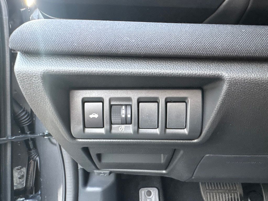 2025 Subaru Legacy Premium Image 25 of 28