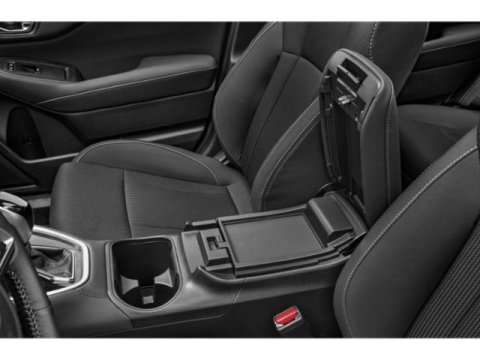 Vehicle image 17 of 18