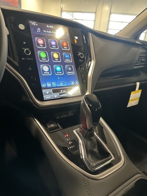 Vehicle image 19 of 43