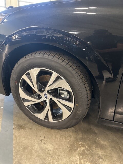 Vehicle image 42 of 43