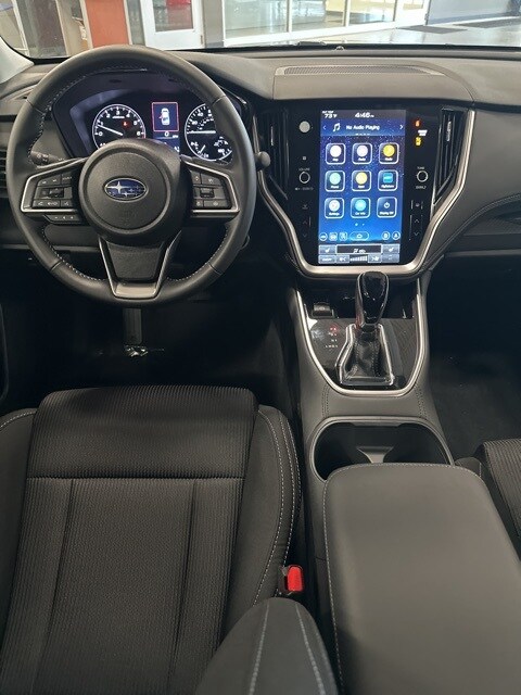 Vehicle image 22 of 43