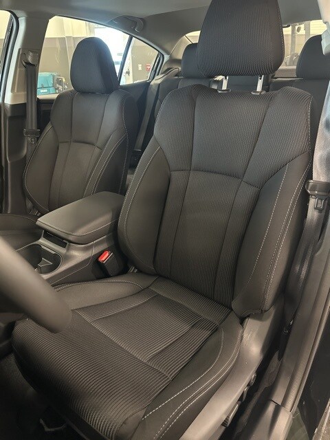 Vehicle image 16 of 43