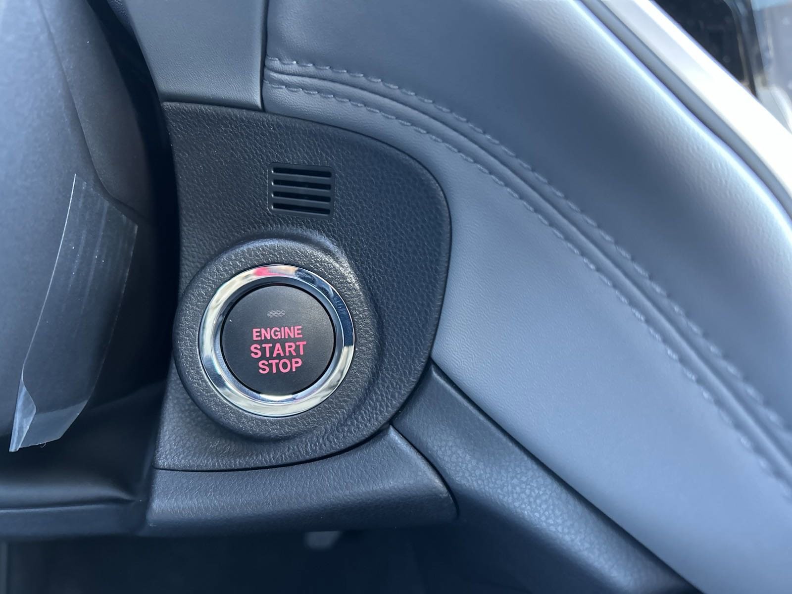Vehicle image 22 of 36