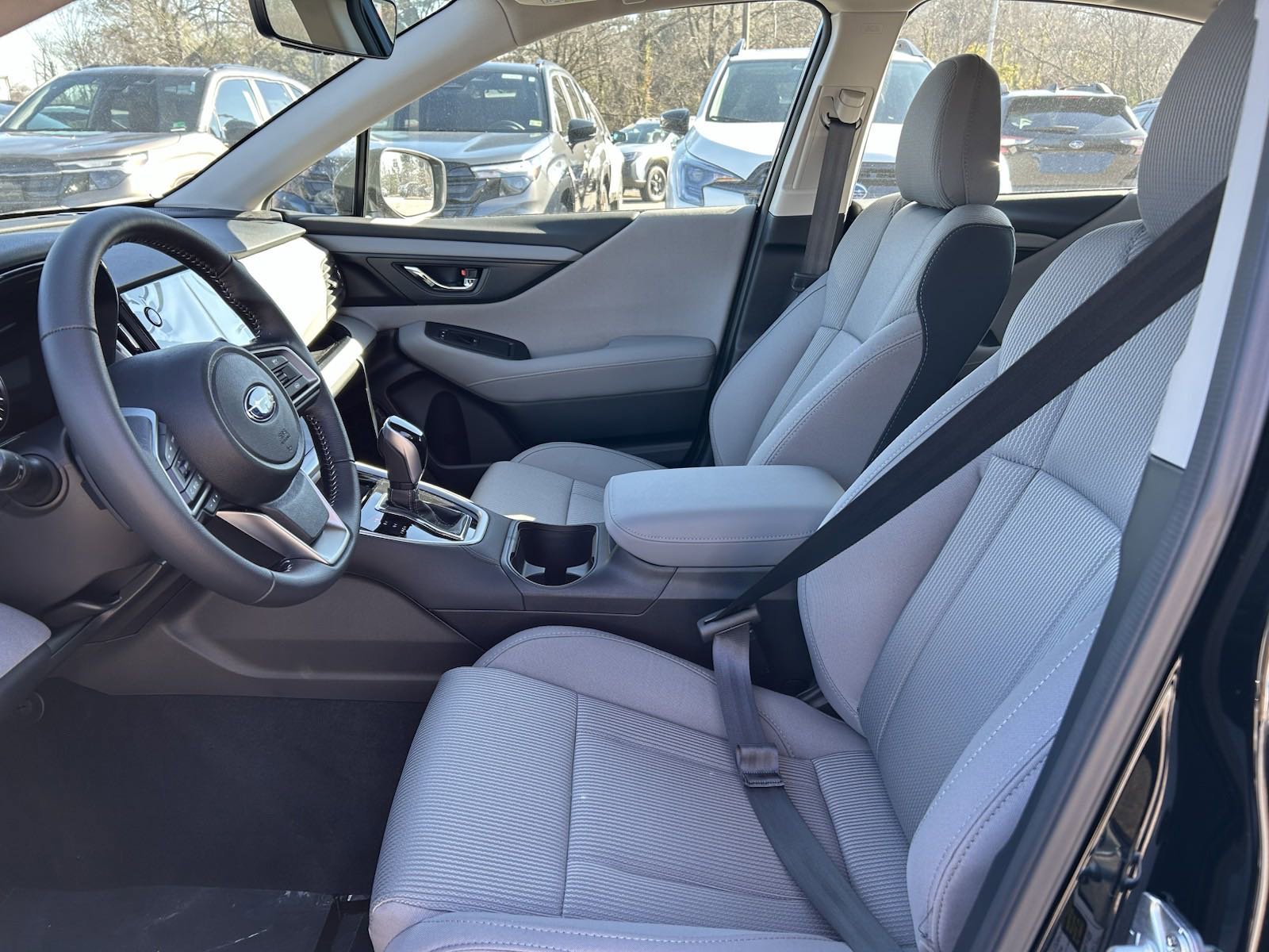 Vehicle image 17 of 36
