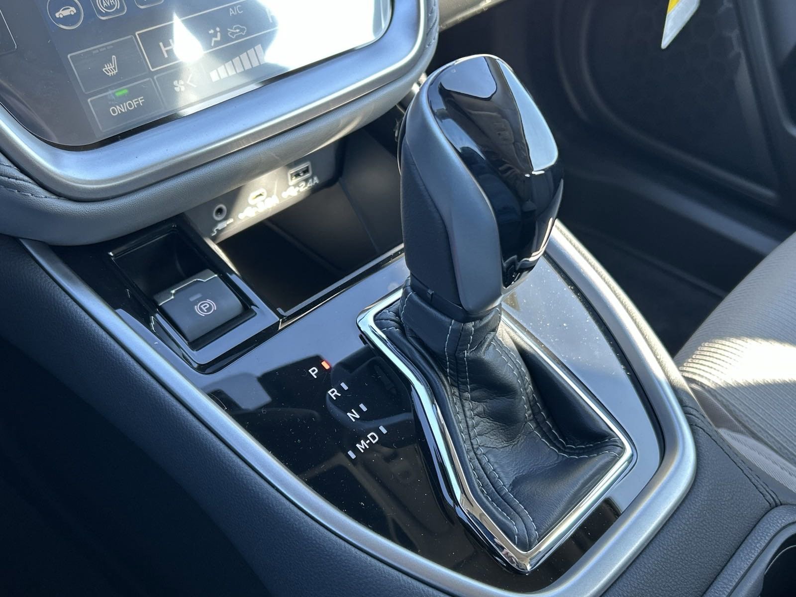 Vehicle image 26 of 36