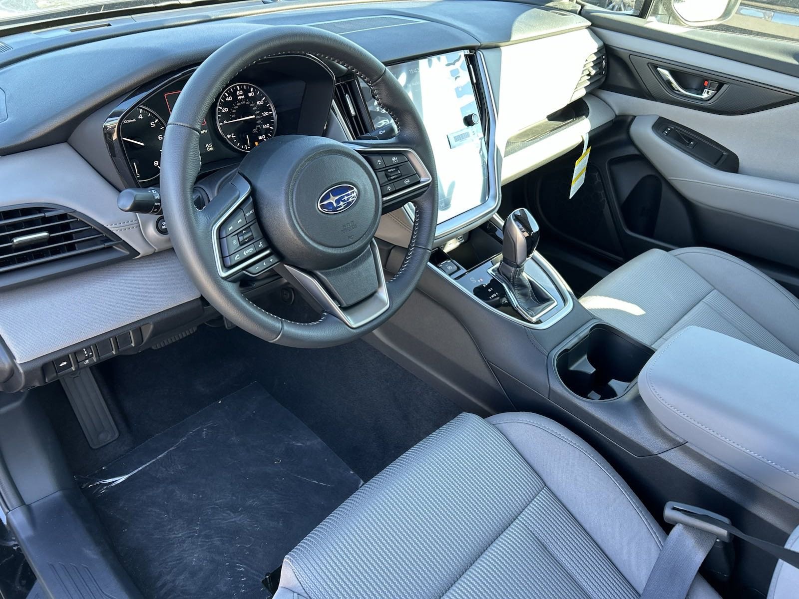 Vehicle image 18 of 36