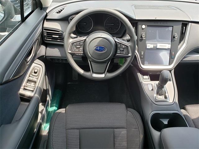 Vehicle image 8 of 12