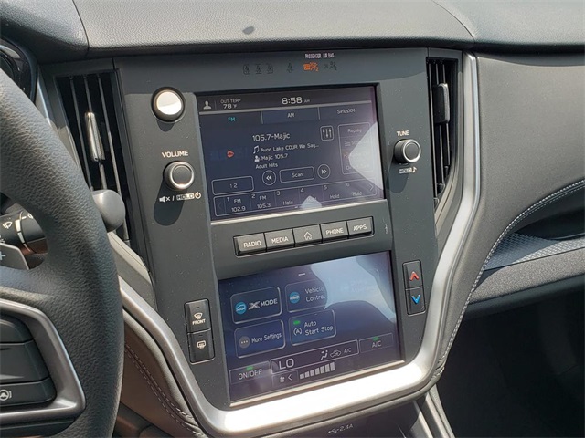 Vehicle image 11 of 12
